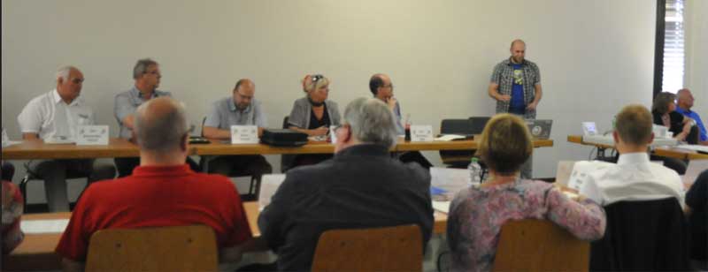 Vorstellung "Heimathandel" im Wirtschaftsausschuss Foto: (c) Linde Arndt